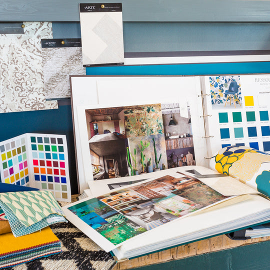 Les couleurs dans le design d'intérieur : Psychologie et impact visuel pour créer une ambiance unique dans votre maison